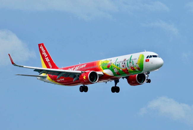 Vietjet Gunakan Bahan Bakar Penerbangan Berkelanjutan untuk Rute Internasional